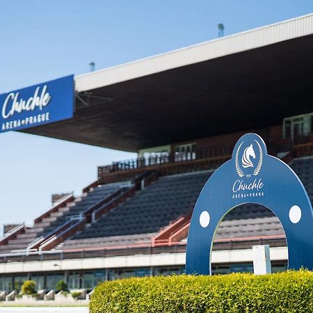 B&B Chuchle Arena Praha Ngoại thất bức ảnh