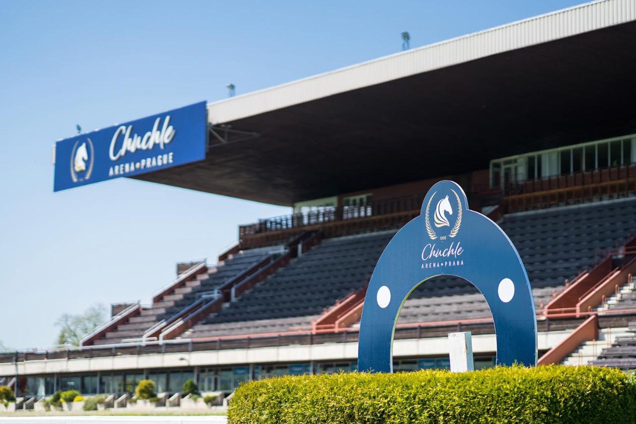 B&B Chuchle Arena Praha Ngoại thất bức ảnh
